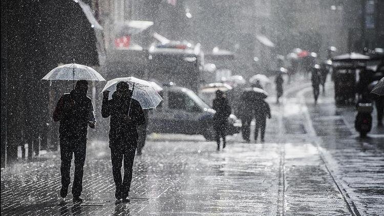 İzmir’e kuvvetli yağış uyarısı! 26 Haziran Pazar hava durumu...
