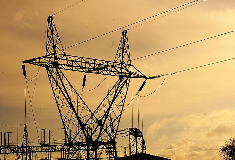 İzmir’de 23 ilçede elektrik kesintisi! İzmir’de elektrikler ne zaman gelecek? 16 Ocak Perşembe İzmir’de elektrik kesintileri