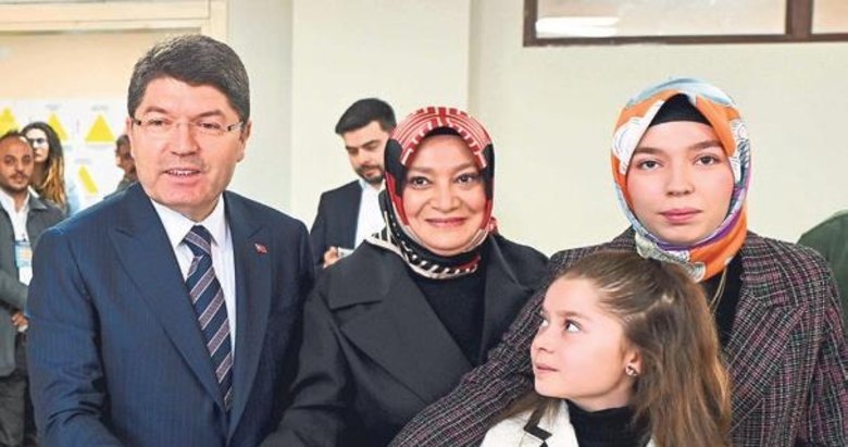 Bakan Tunç Amasra’daydı