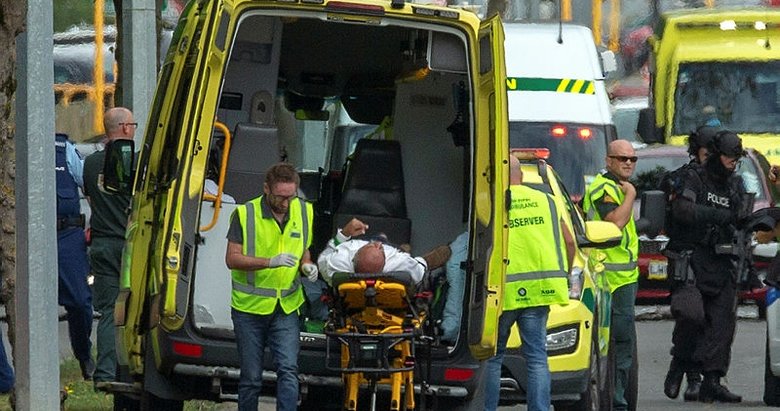 Yeni Zelanda’da 2 camiye saldırı