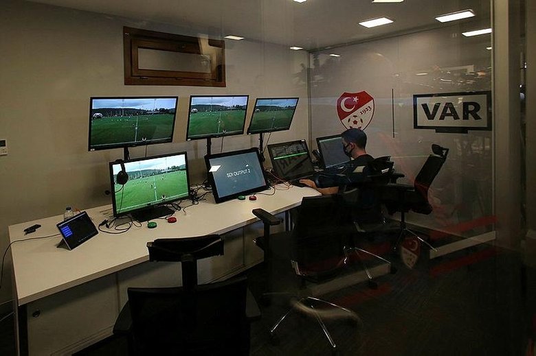 Hakem Halil Umut Meler, Devler Ligi’nde düdük çalacak