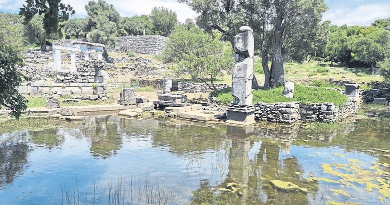Kaunos kazıları 60 yıldır sürüyor