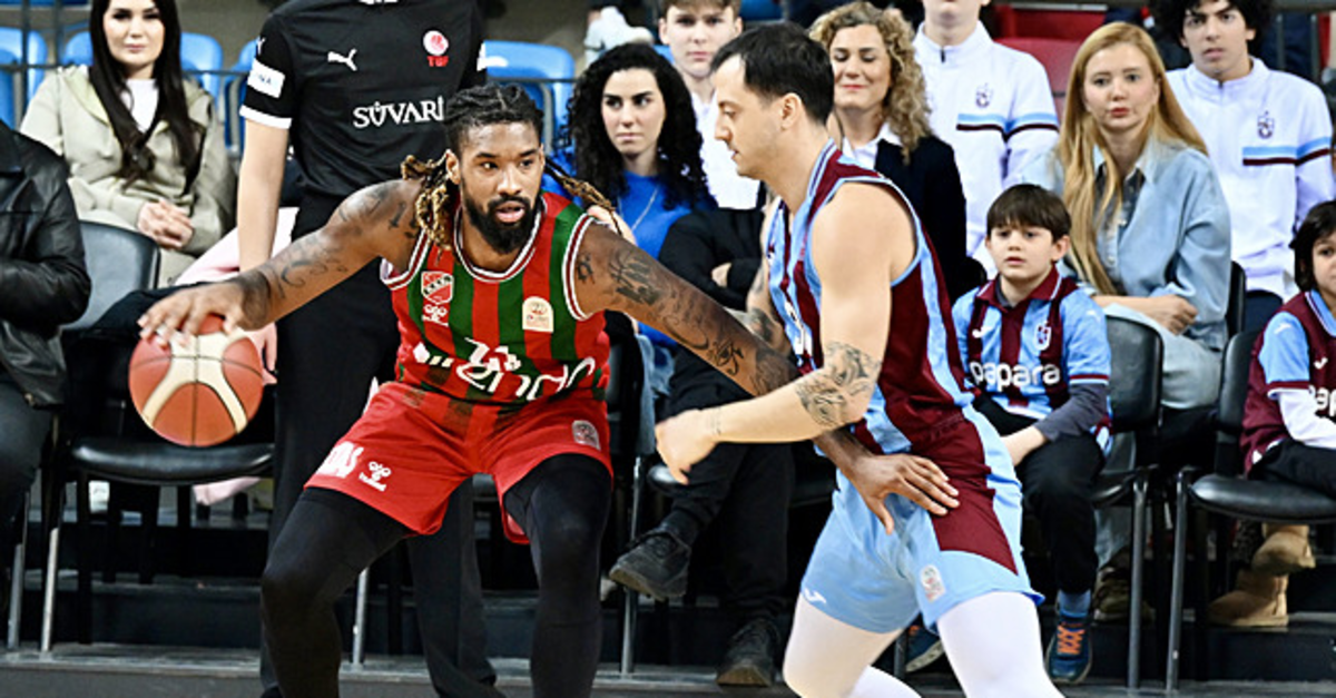 Kaf-Kaf uçurumun kenarında