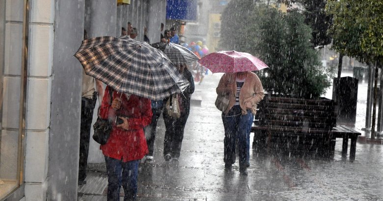 Meteoroloji’den uyarı: Fırtına kuvvetli geliyor! İzmir ve Ege’de bugün hava nasıl olacak?