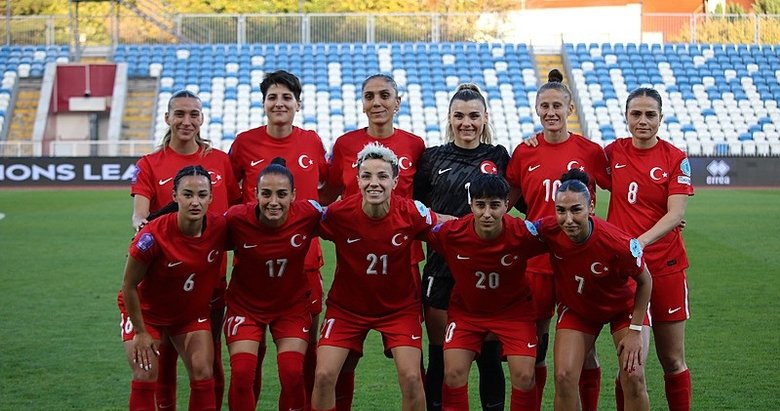 İzmir’de milli heyecan