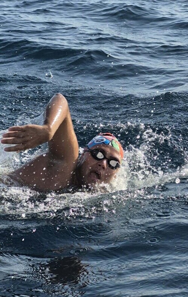 Ultra maraton yüzücüsü Tuna, Manş Denizi’ni geçen ilk otizmli birey olmayı hedefliyor