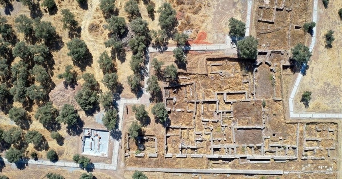 Toprak zenginlerinin villaları Tralleis’te