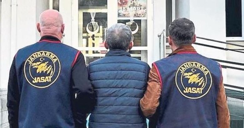 Mit tırlarını durduran FETÖ’cü müdür yakayı ele verdi