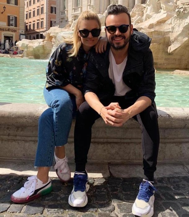 Aslı Bilimlier ihanet iddiasıyla sarsıldı! Arkadaşlarıyla dertleşti