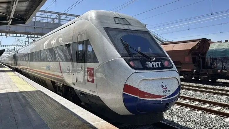izmirliler-bu-haberi-bekliyordu-bakan-uraloglu-yht-mujdesini-verdi-izmire-hizli-tren-ne-zaman-geliyor-1790346978371.png