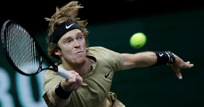 Rus tenisçi Andrey Rublev tarihe geçti!