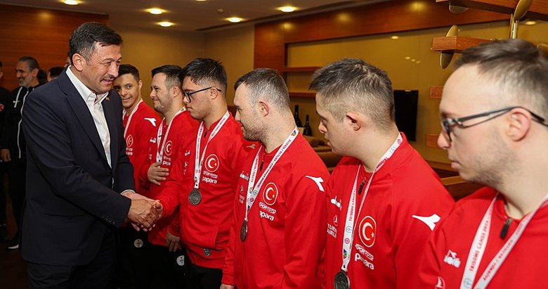 ‘Engelli vatandaşların her şeyiyle ilgileneceğiz’