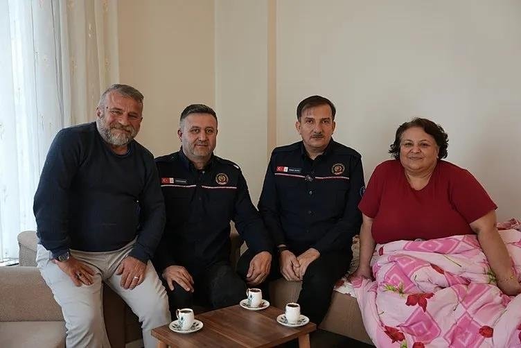 Türkiye’yi duygulandıran hikaye: Enkaz altında itfaiyecilere verdiği sözü tuttu!