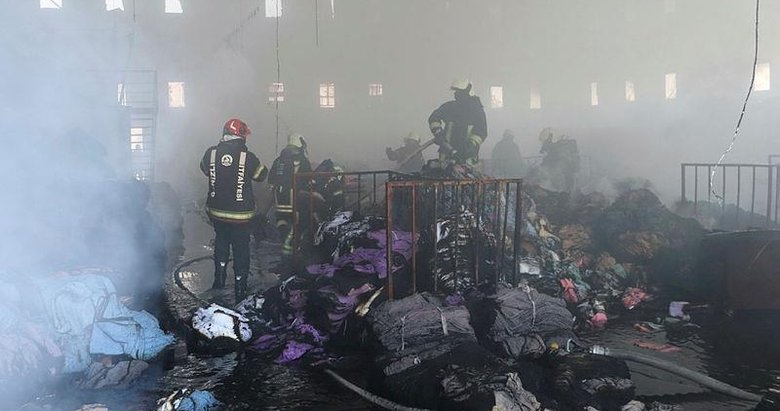 Denizli’de fabrika yangını! Büyük hasar oluştu...
