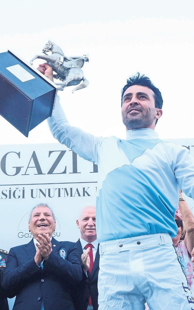 Gazi Koşusu’nda zafer Cutha’nın