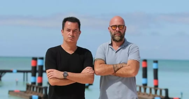 Esat Yontunç havalimanında gözaltına alındı!