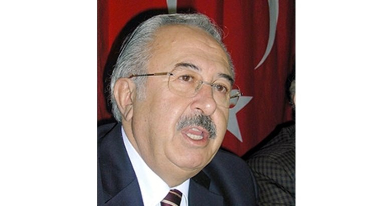 Eski bakanlardan Mehmet Kocabatmaz hayatını kaybetti