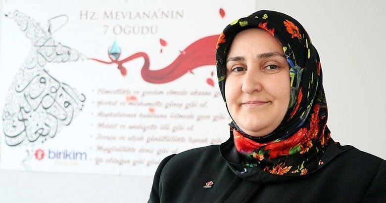 Hayalleri 28 Şubat’a takılan İzmirli Zeynep öğretmen 20 yıl sonra geri döndü