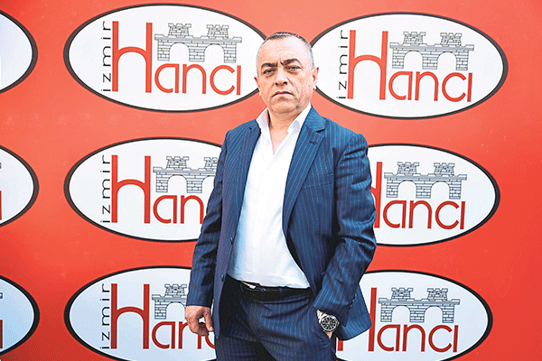 Hancı ailesi Buca’da şehitlerimizi andı