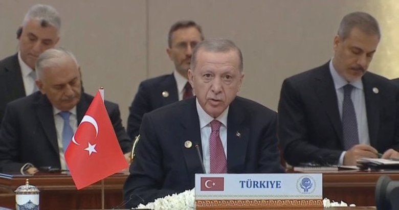Başkan Erdoğan’dan Ekonomik İşbirliği Teşkilatı Zirvesi’nde önemli açıklamalar