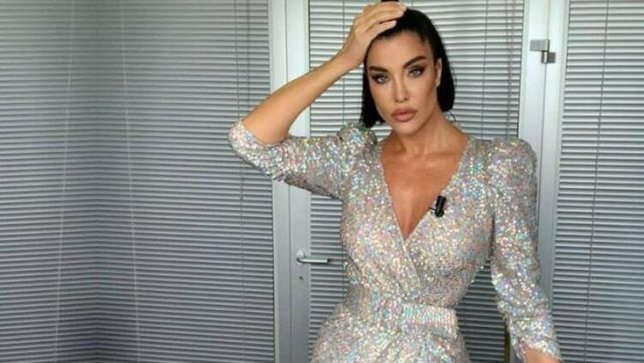 Deniz Akkaya hastaneye kaldırıldı! 'Koronavirüs ciğerlerime kadar indi'