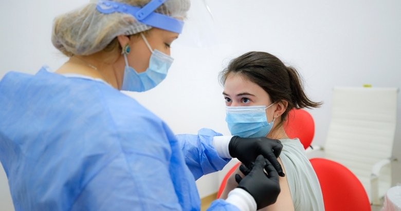 Aşılamaya bayram düzenlemesi! Bayramda aşılama devam edecek mi?