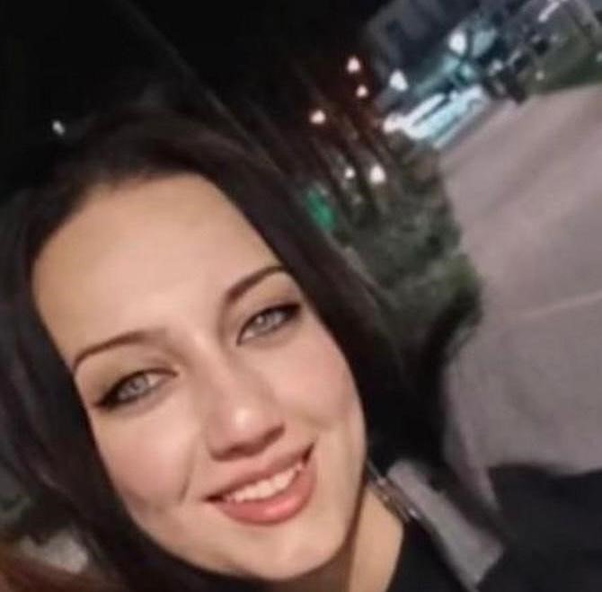 Cani anne kızını acımasızca boğarak öldürdü!