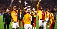 Aslan kükredi Fener’i devirdi