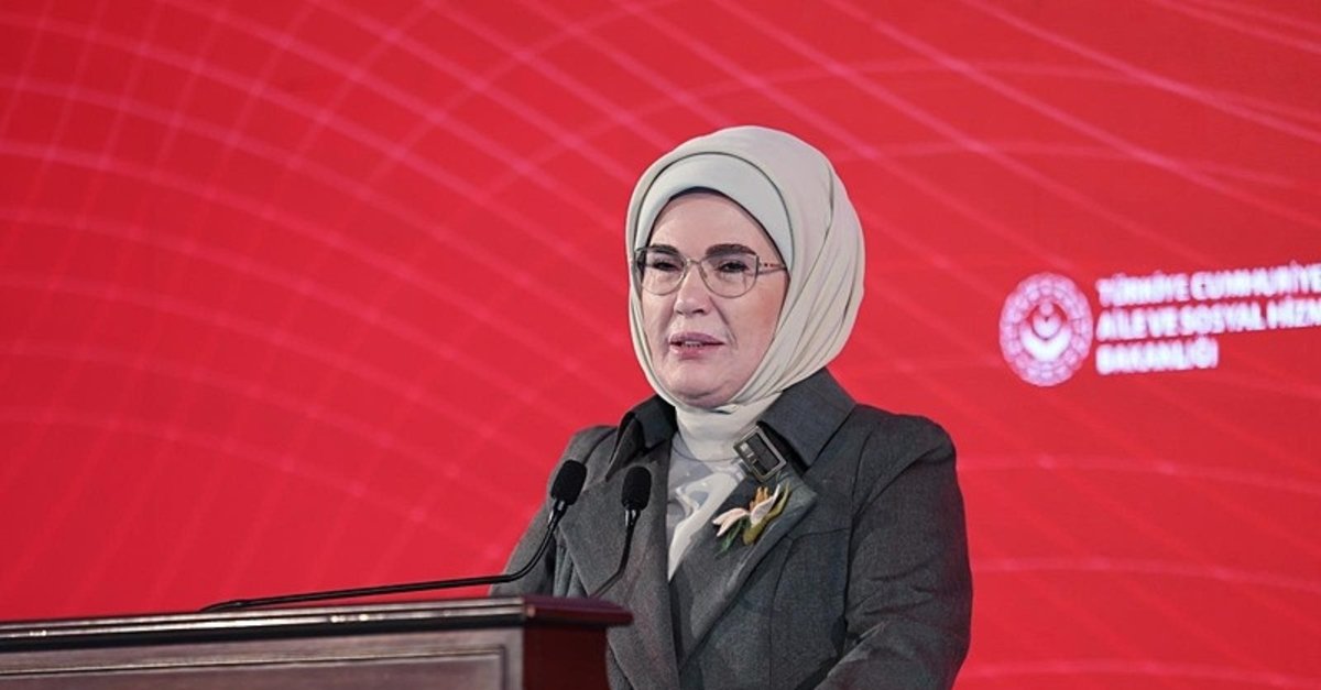 Emine Erdoğan'dan 6 Şubat mesajı! "Tarifsiz acıyla sarsıldık"