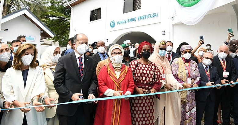 Nijerya’da Abuja Yunus Emre Kültür Merkezi açıldı
