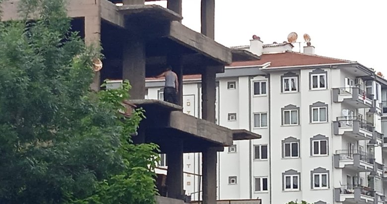 Afyon’da korku dolu dakikalar! İnşaatın 3. katına çıktı ve...