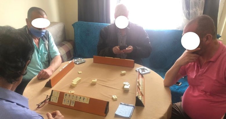 Ev görünümlü kumarhaneye polis baskını: 12 gözaltı