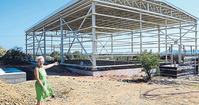 Chp Li Tunc Soyer Den Esine Mezbaha Kiyagi Izmir Haberleri