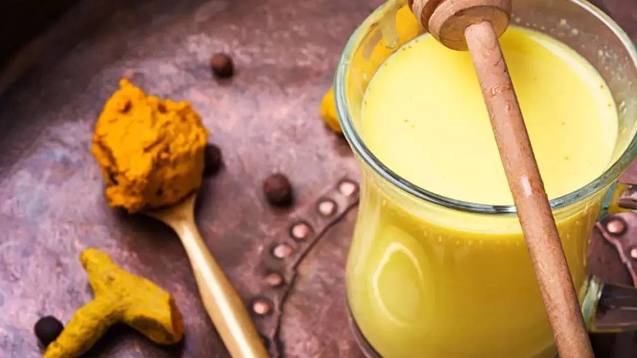 Altın sütün faydaları saymak ile bitmiyor