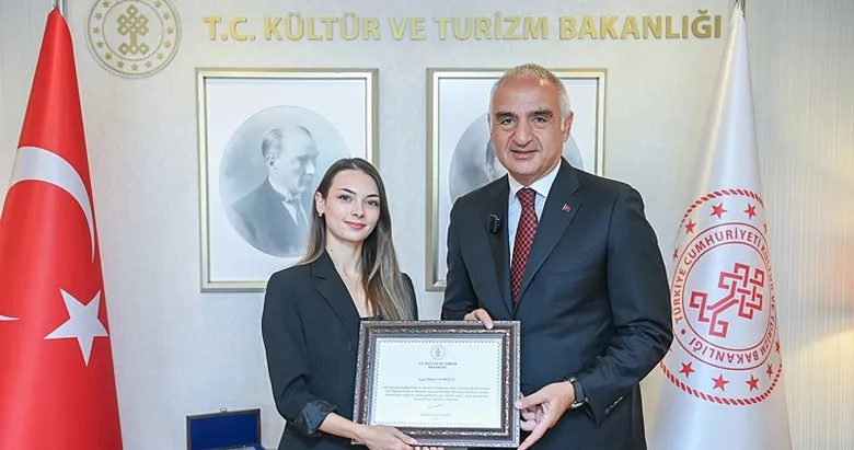 Bakan Ersoy’dan Nilay Tahiroğlu ile Tan Sağtürk’e tebrik