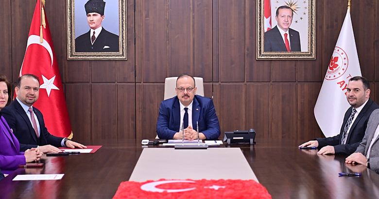 Aydın’da imzalar atıldı! Sağlıkta önemli bağış...