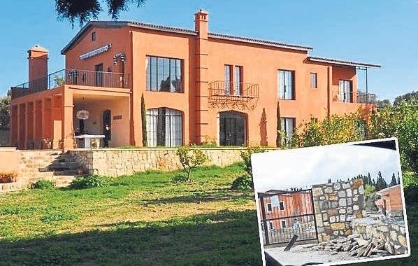 Tarlaya köşk dikti ‘tarım bitti’ dedi