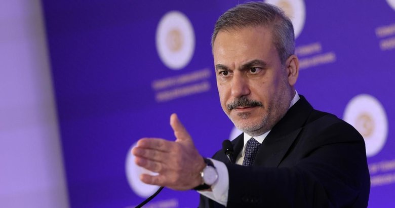 Bakan Fidan: Suriye’de YPG’ye yeni yönetim veya biz operasyon yapabiliriz