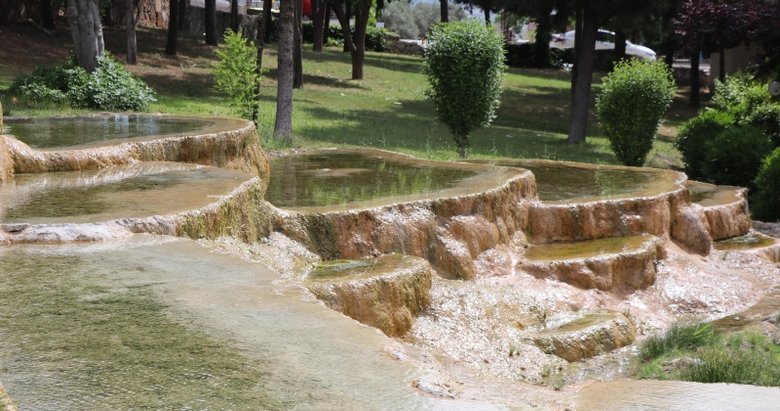 Denizli De Termal Oteller Yeniden Hizmet Vermeye Basladi