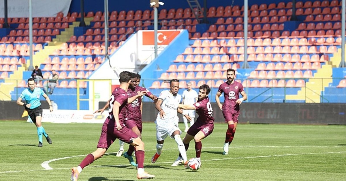 Bodrum kendine geldi