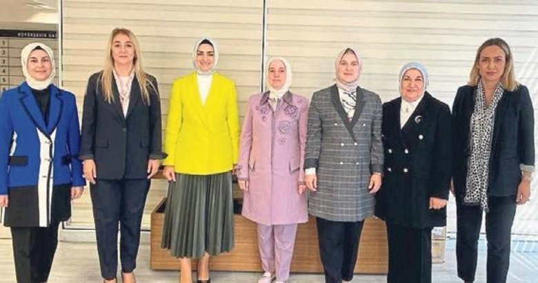 AK Parti İzmir’de Kadın Kolları için rekor başvuru