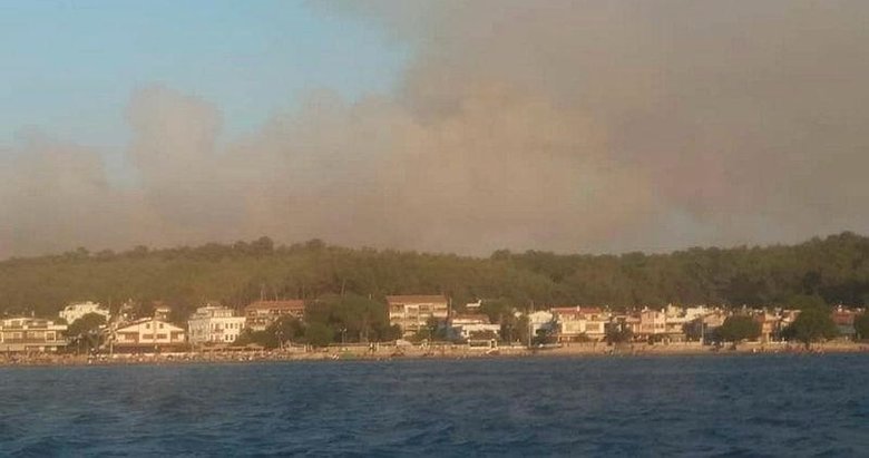 Menderes’teki yangın Kuşadası Körfezi’nde Ahmetbeyli’ye sıçradı