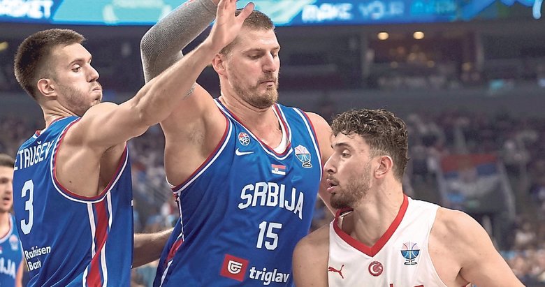 Devler grubu zirvede bitirdi