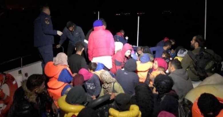 Çeşme açıklarında 47 kaçak göçmen yakalandı