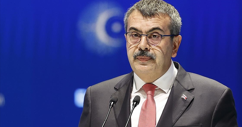 Tekin: Ara tatiller yaz tatiline eklenebilir