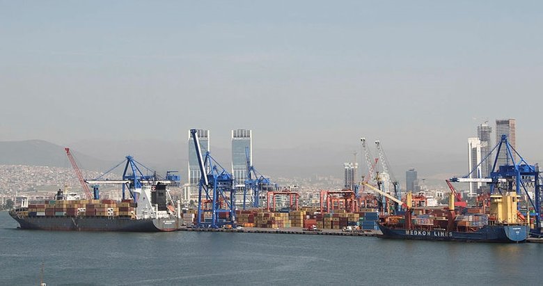 İzmir’de ihracat arttı, ithalat azaldı