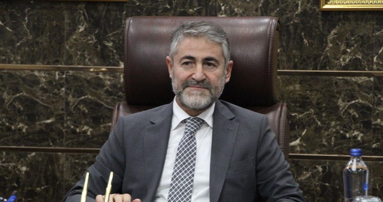 Bakan Nebati’den kadro müjdesi! 2 bin personel alınacak