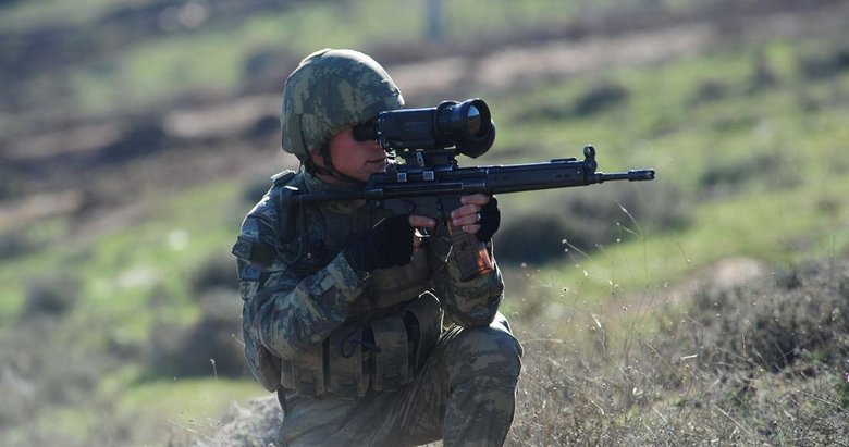 Pençe Harekat bölgelerinde 165 terörist etkisiz hale getirildi