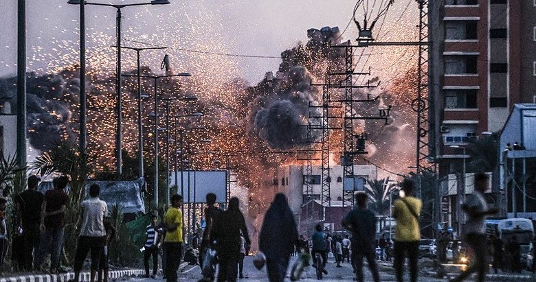 Katil İsrail ateşkesi yine bozdu: 104 ölü