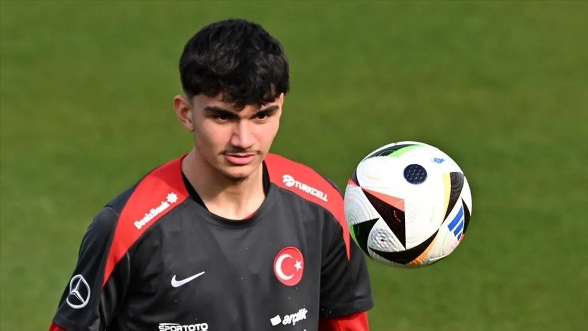 Fenerbahçe çift koldan